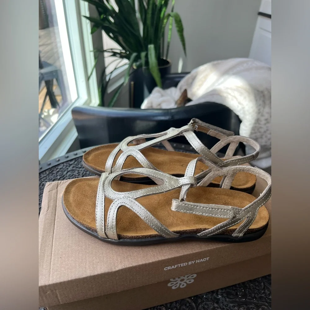 NAOT DORITH RADIANT GOLD LEATHER SANDALS 37 6 - Picture 5 of 10